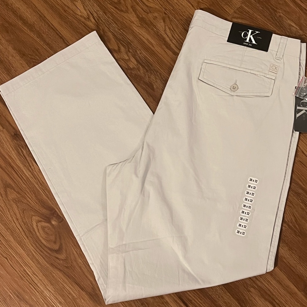 NWT Calvin Klein Men’s Chino Pants - 38W 32L